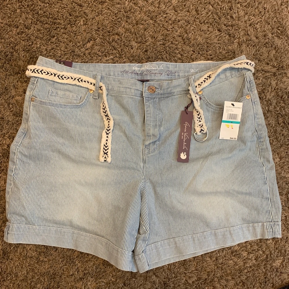 Gloria Vanderbilt new with tags shorts
